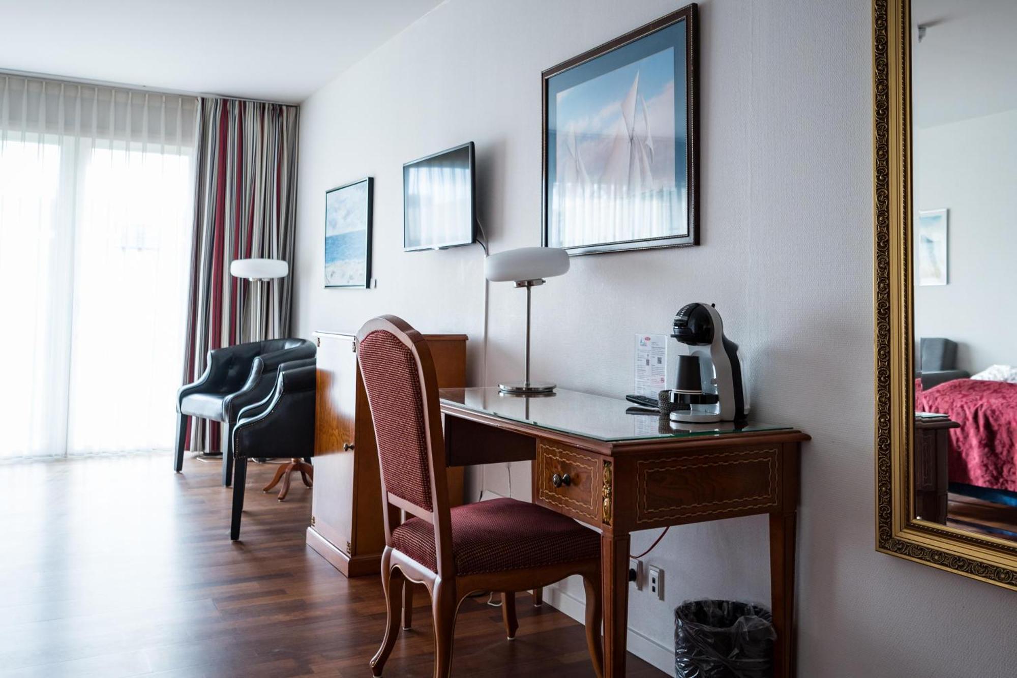 Hotel Marina Grenå エクステリア 写真